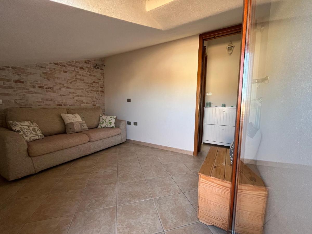 Charlotte Apartment - For Family And Groups Порто-Торрес Экстерьер фото