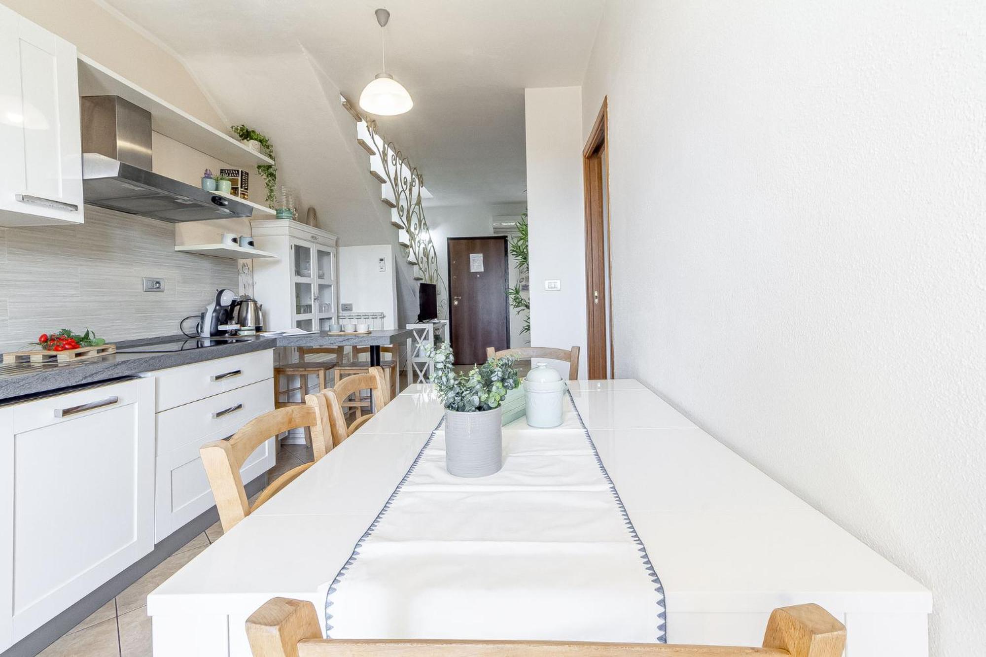 Charlotte Apartment - For Family And Groups Порто-Торрес Экстерьер фото