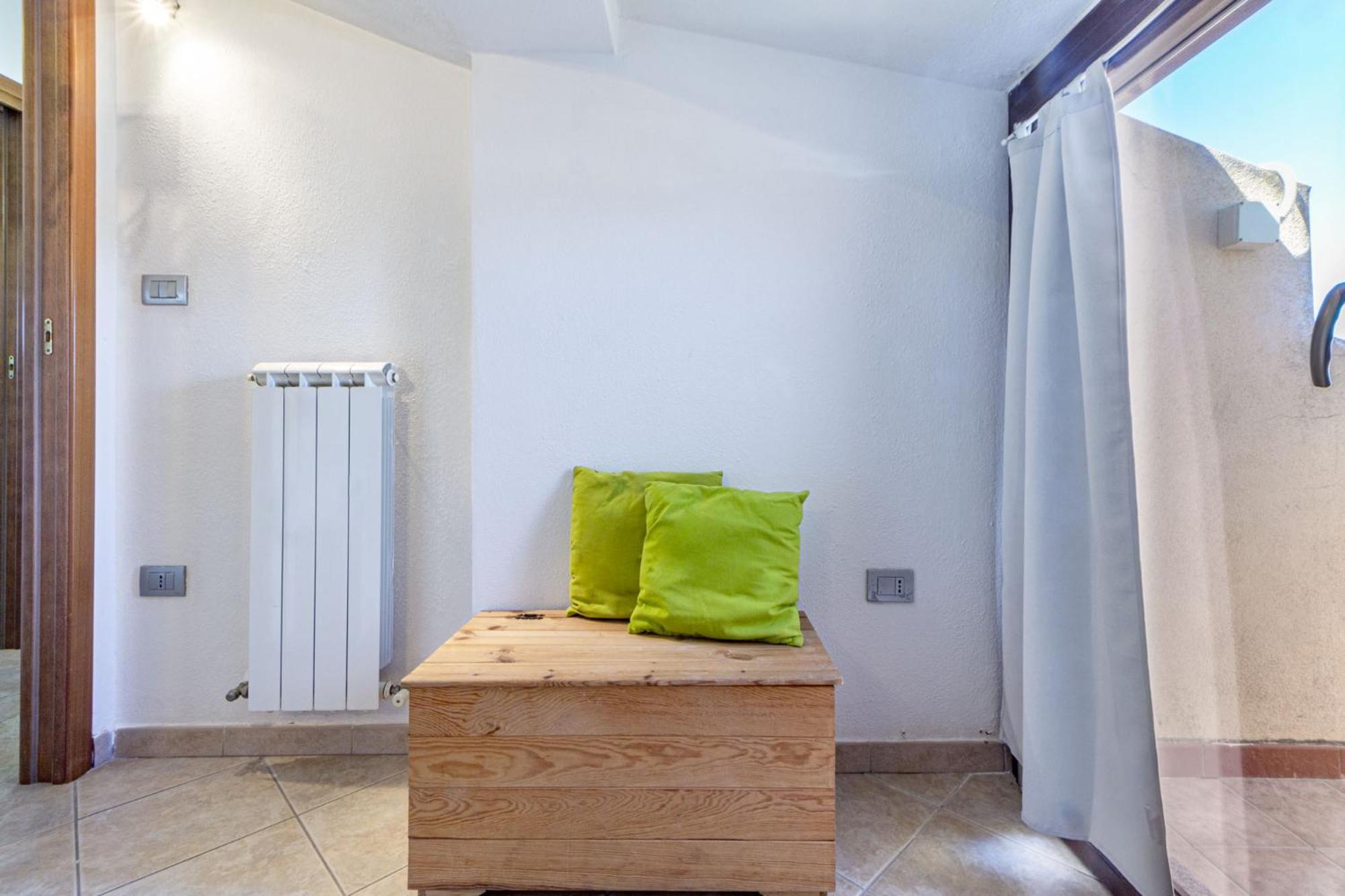 Charlotte Apartment - For Family And Groups Порто-Торрес Экстерьер фото