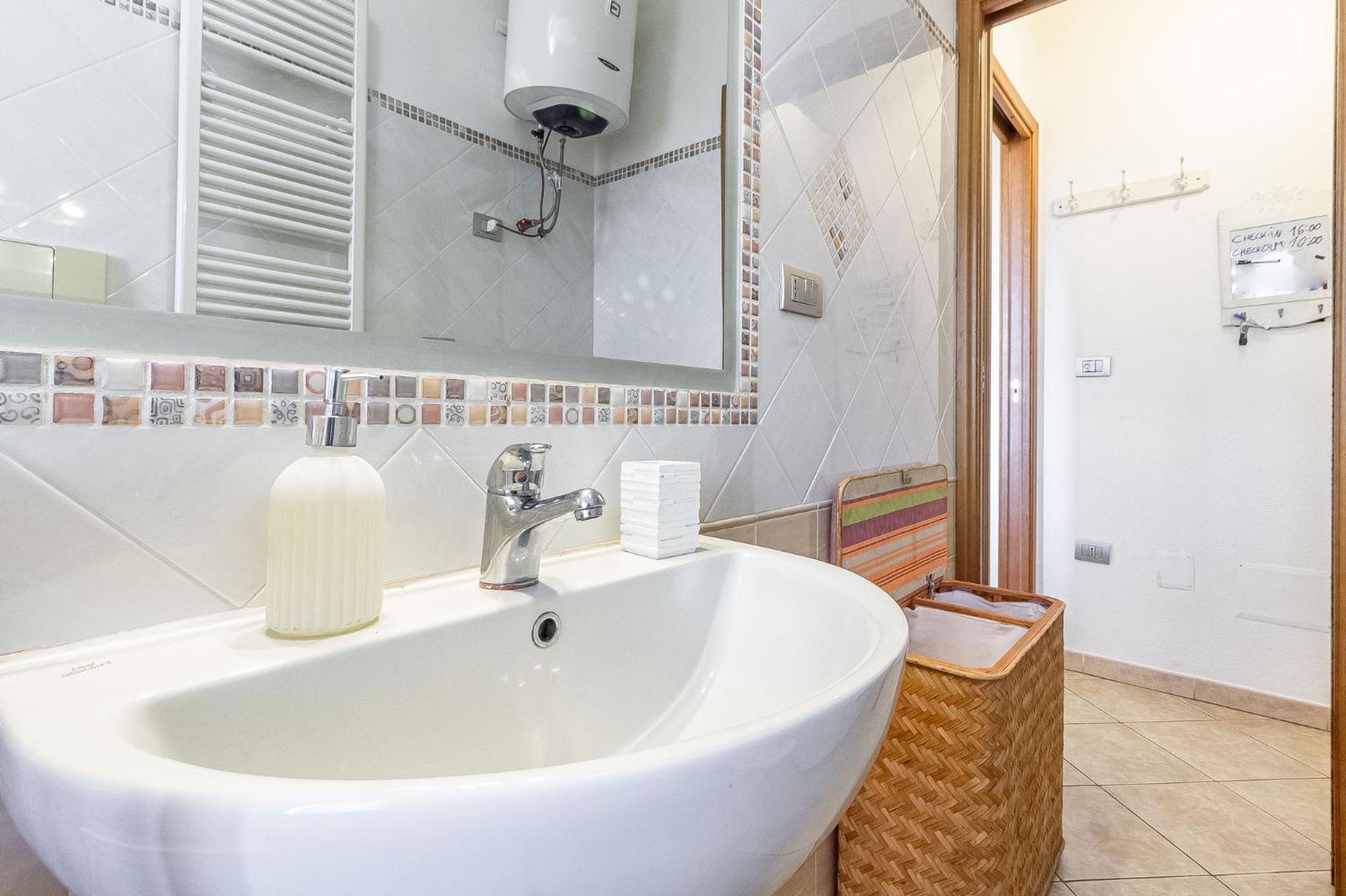 Charlotte Apartment - For Family And Groups Порто-Торрес Экстерьер фото